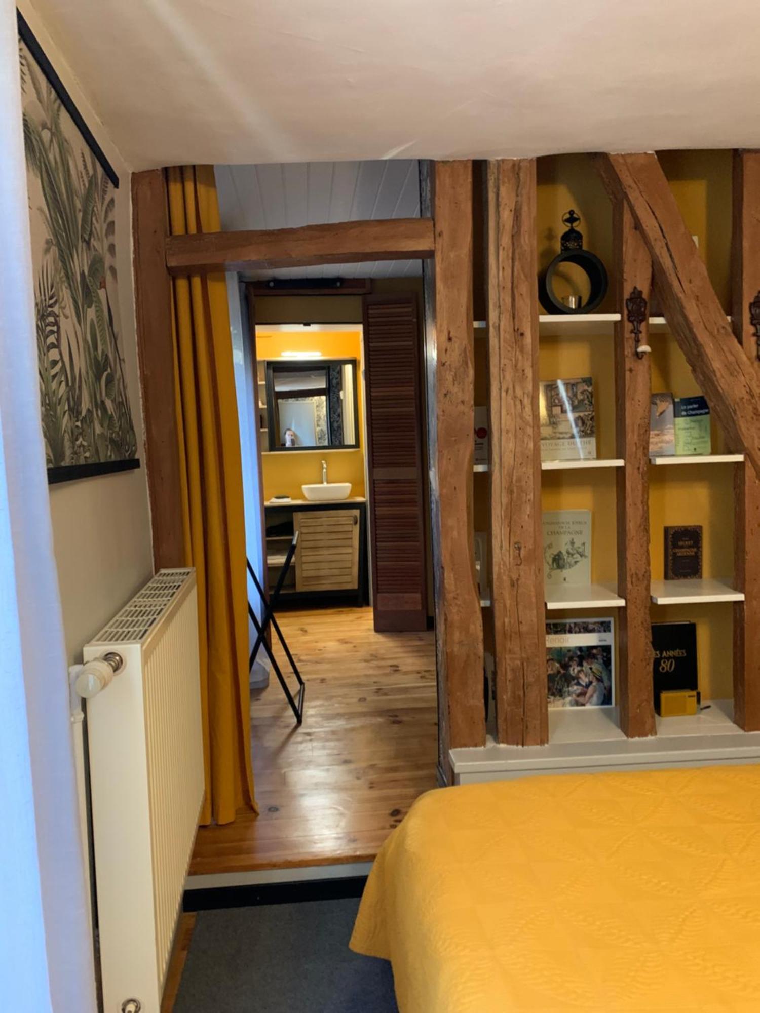 Duplex La Maisonnette 1 Chambre - Parking Gratuit Troyes Exterior foto